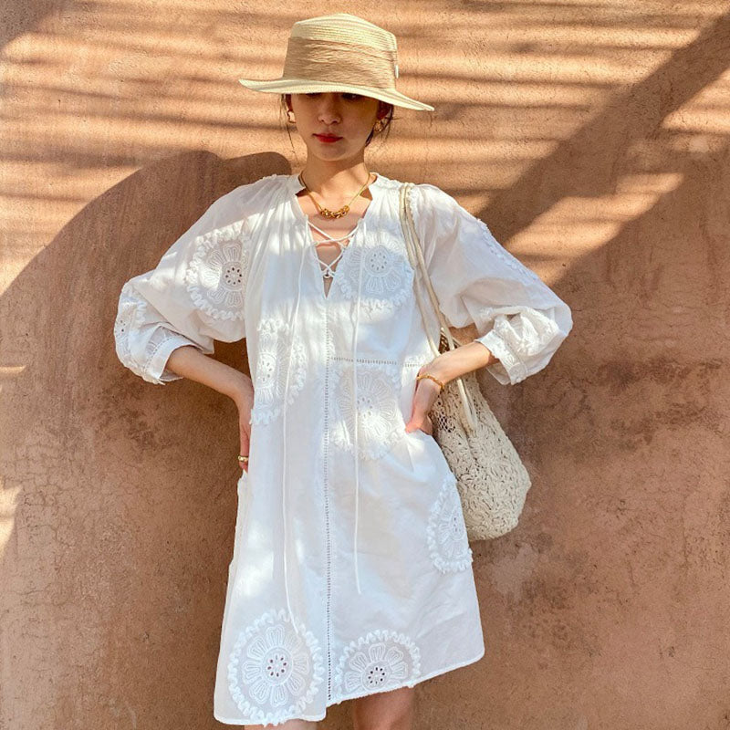 Summer V-neck White A-line Holiday Dress