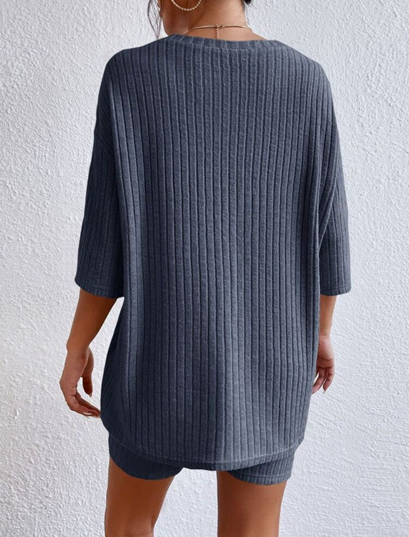 Casual Round-neck Loose Women's Shorts Set