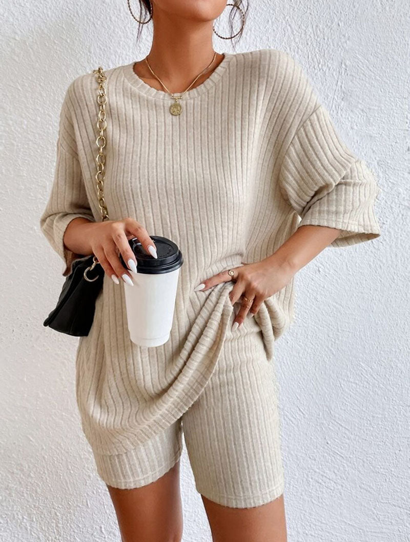 Casual Round-neck Loose Women's Shorts Set